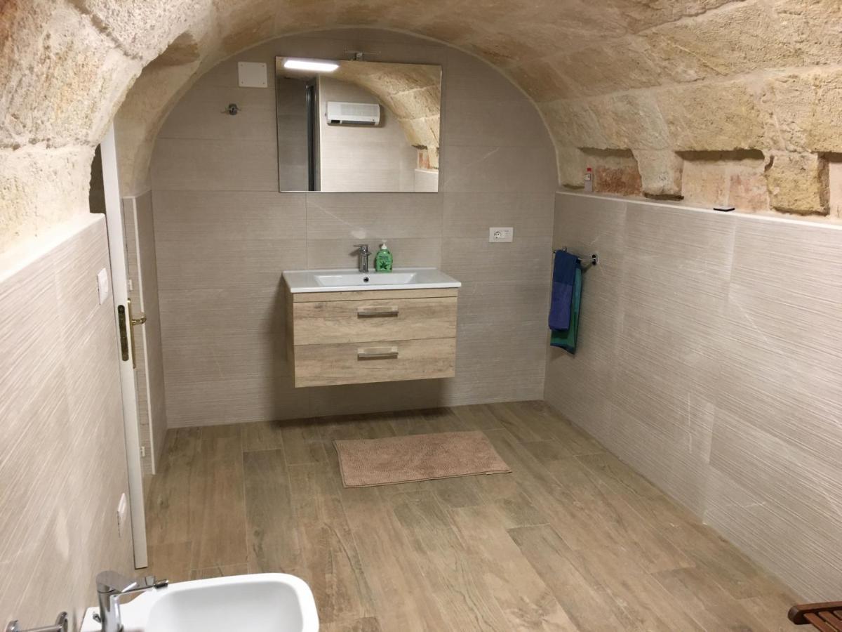 モノーポリCasa Antoniaアパートメント エクステリア 写真
